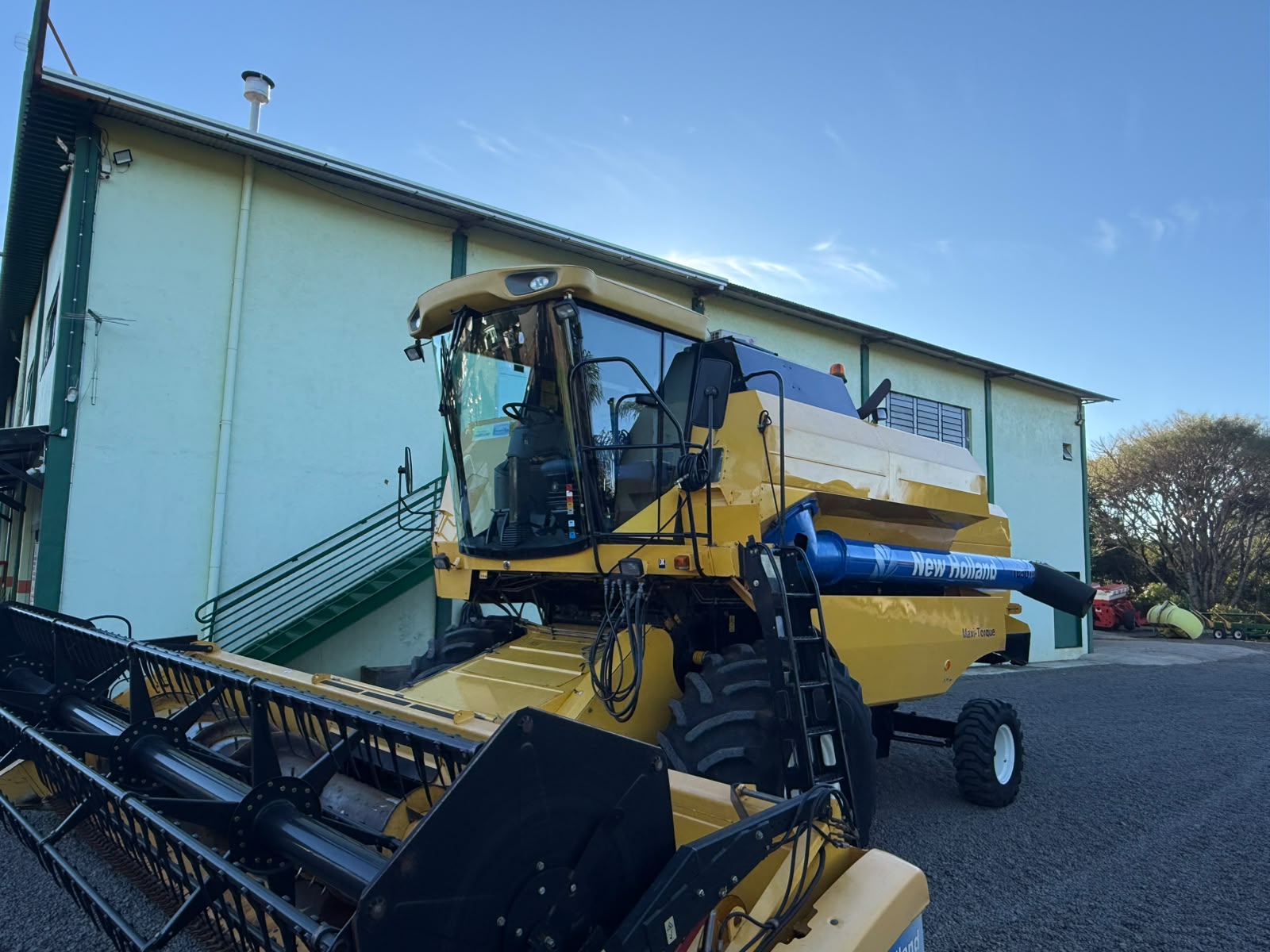 Colheitadeira New Holland TC5070 - Imagem 2