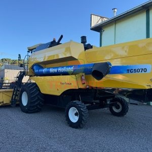 colheitadeira-new-holland-tc5070