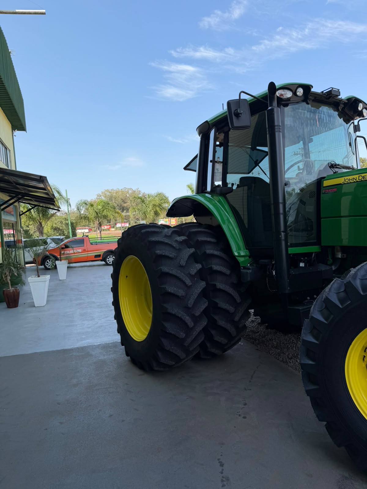 Trator John Deere 6190M - Imagem 2