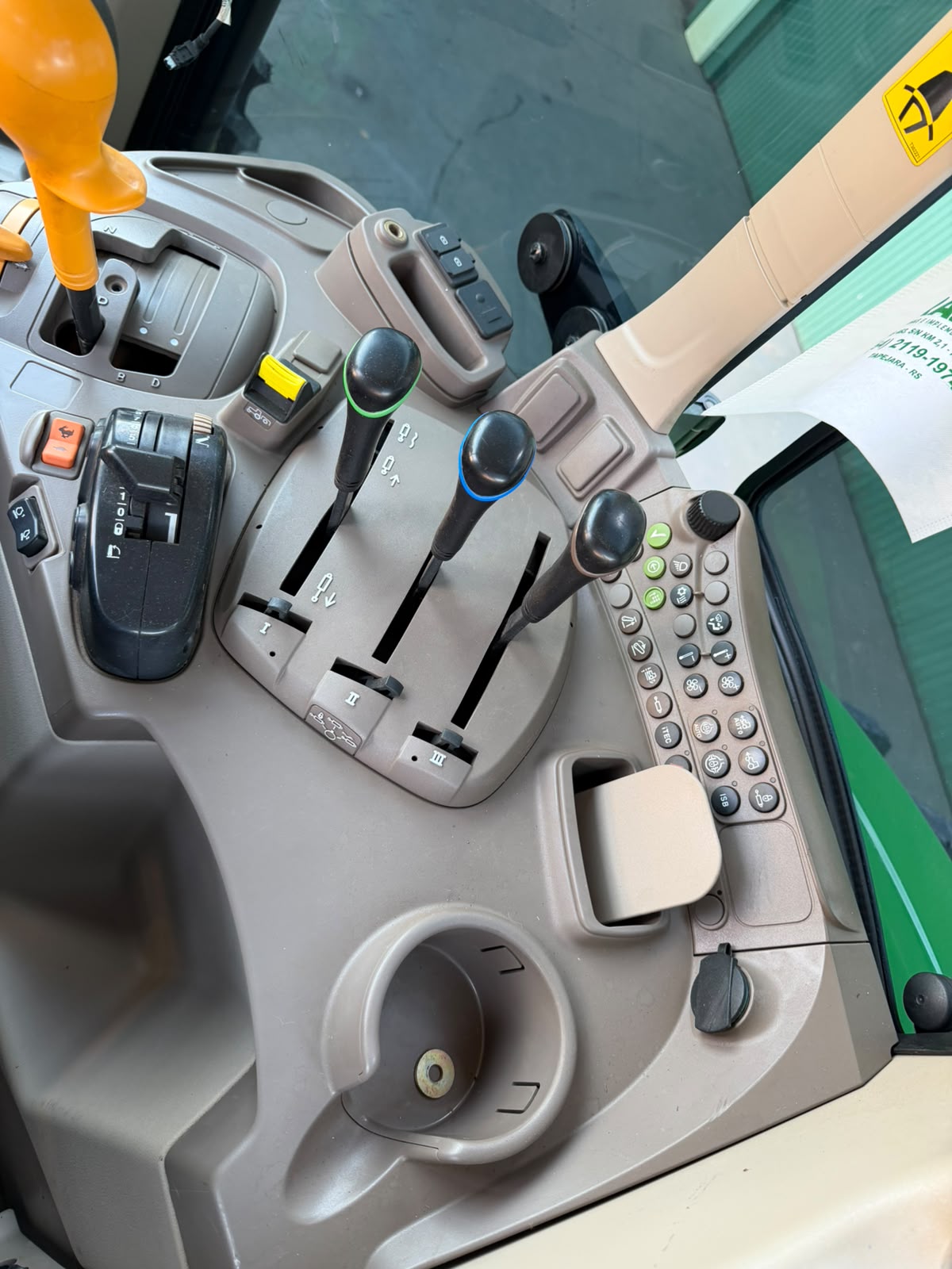 Trator John Deere 6190M - Imagem 5